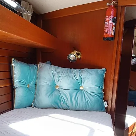 Your Sailing House Sardinia Bådhotel San Teodoro (Sardinia)